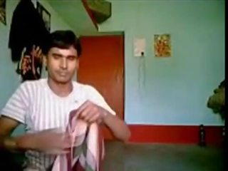 Indieši jauns desi mīļotājiem grīda fucking- (desiscandals.net)